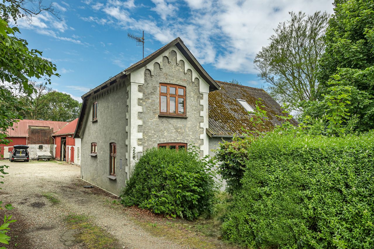 Ejendomsbillede 2 af 40