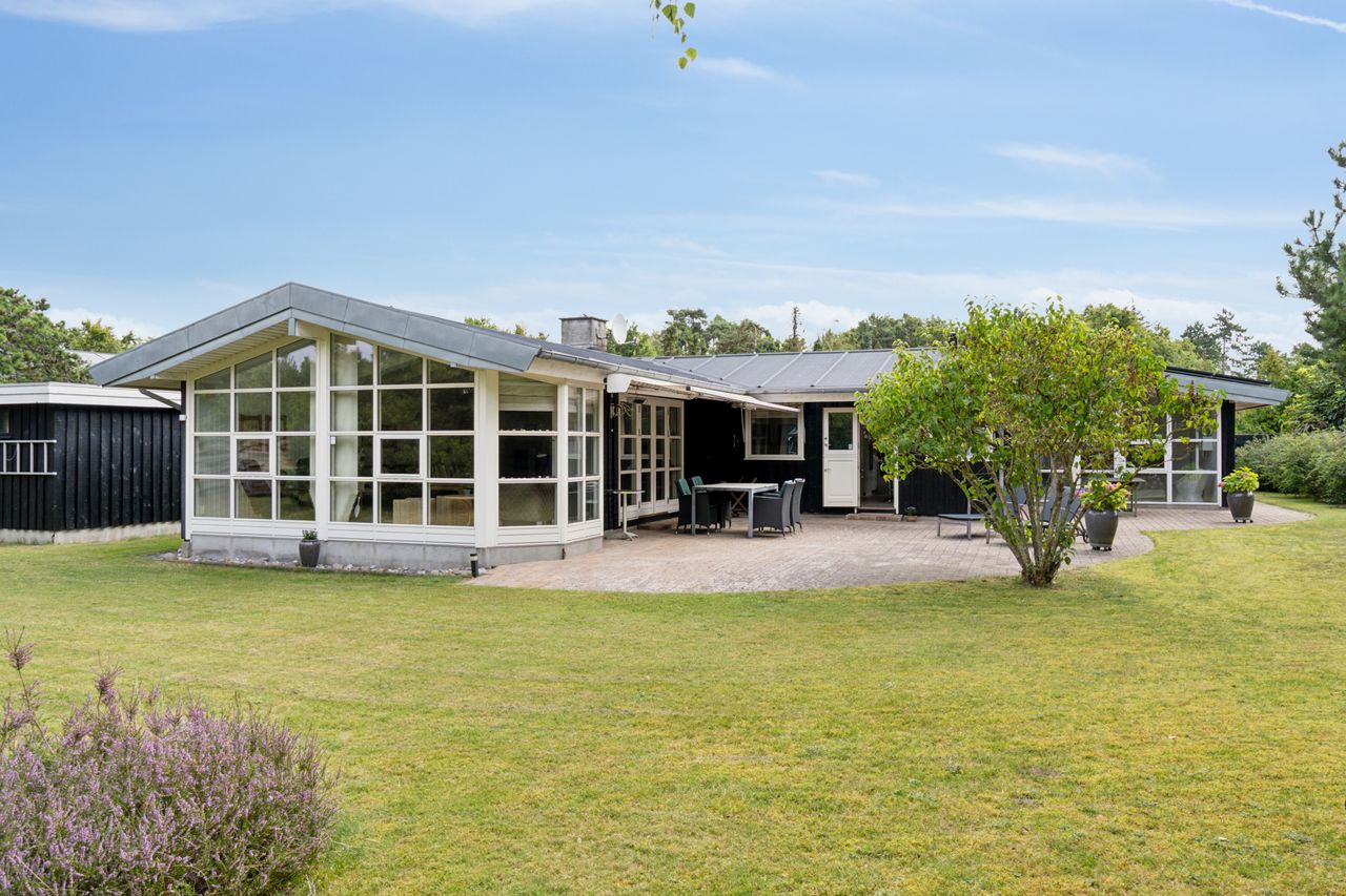 Ejendomsbillede 2 af 45