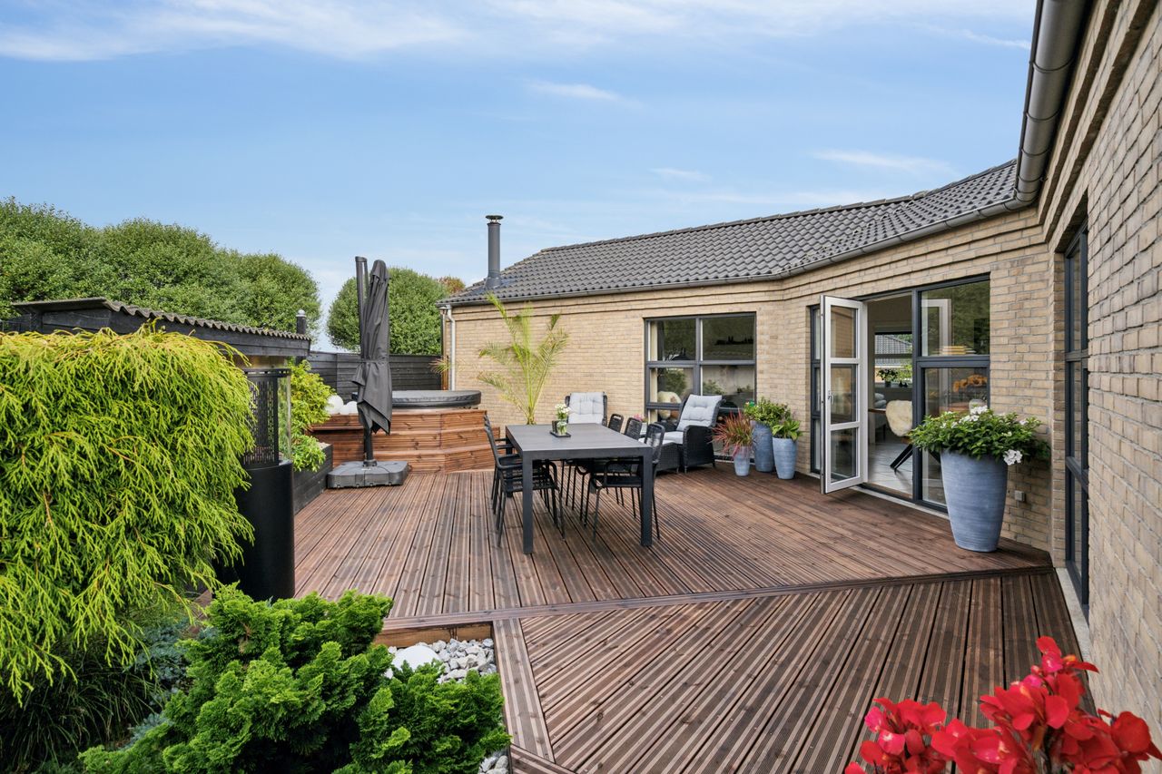 Ejendomsbillede 3 af 31