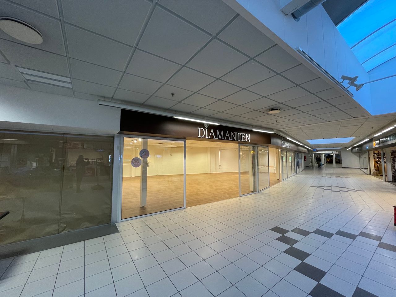 Ejendomsbillede 2 af 10