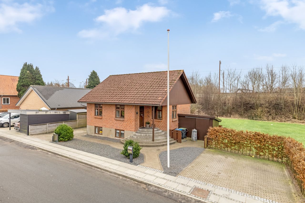 Ejendomsbillede 2 af 31