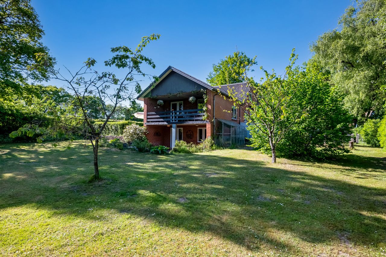 Ejendomsbillede 2 af 34