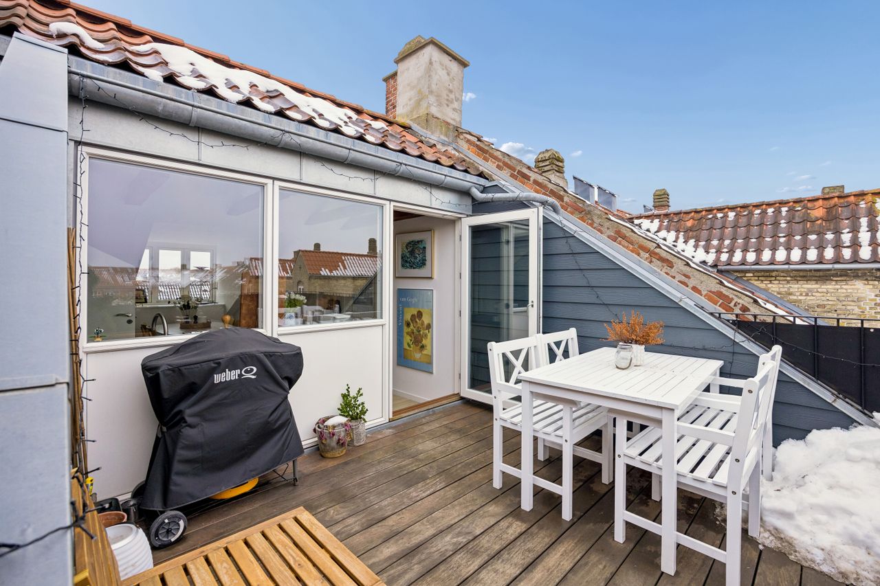 Ejendomsbillede 3 af 28