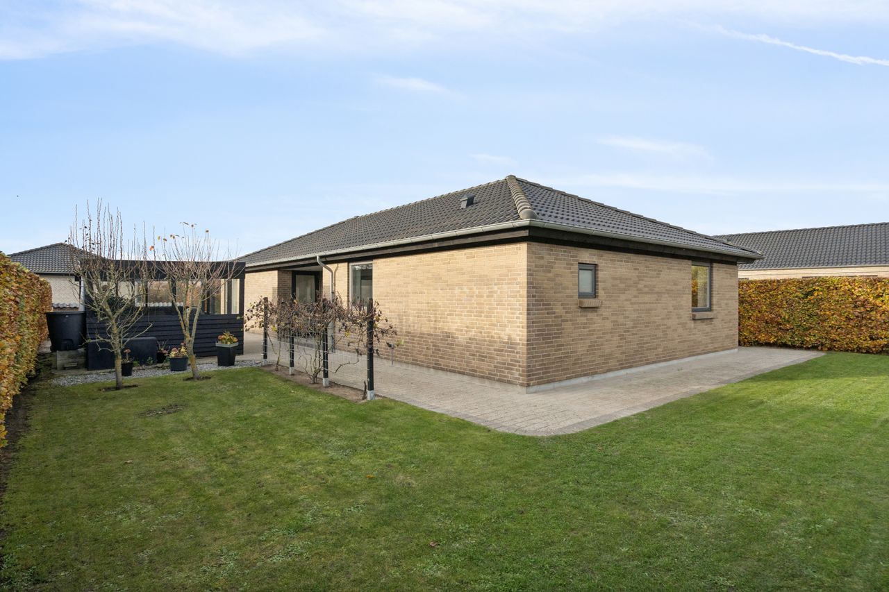 Ejendomsbillede 2 af 28