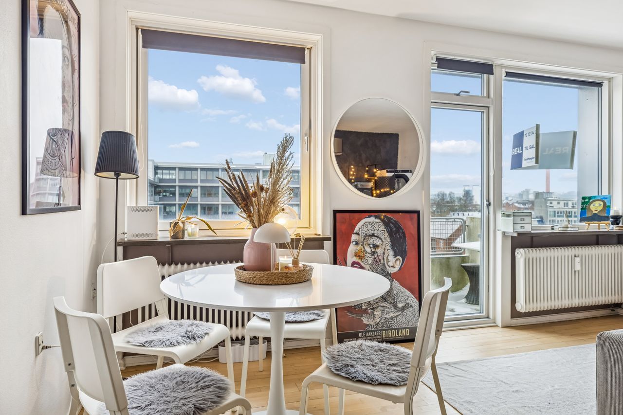 Ejendomsbillede 2 af 23