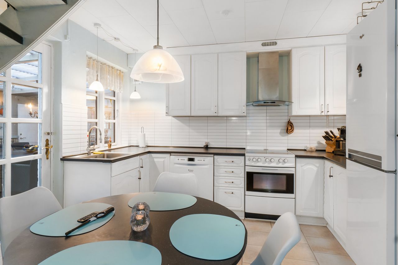 Ejendomsbillede 3 af 23