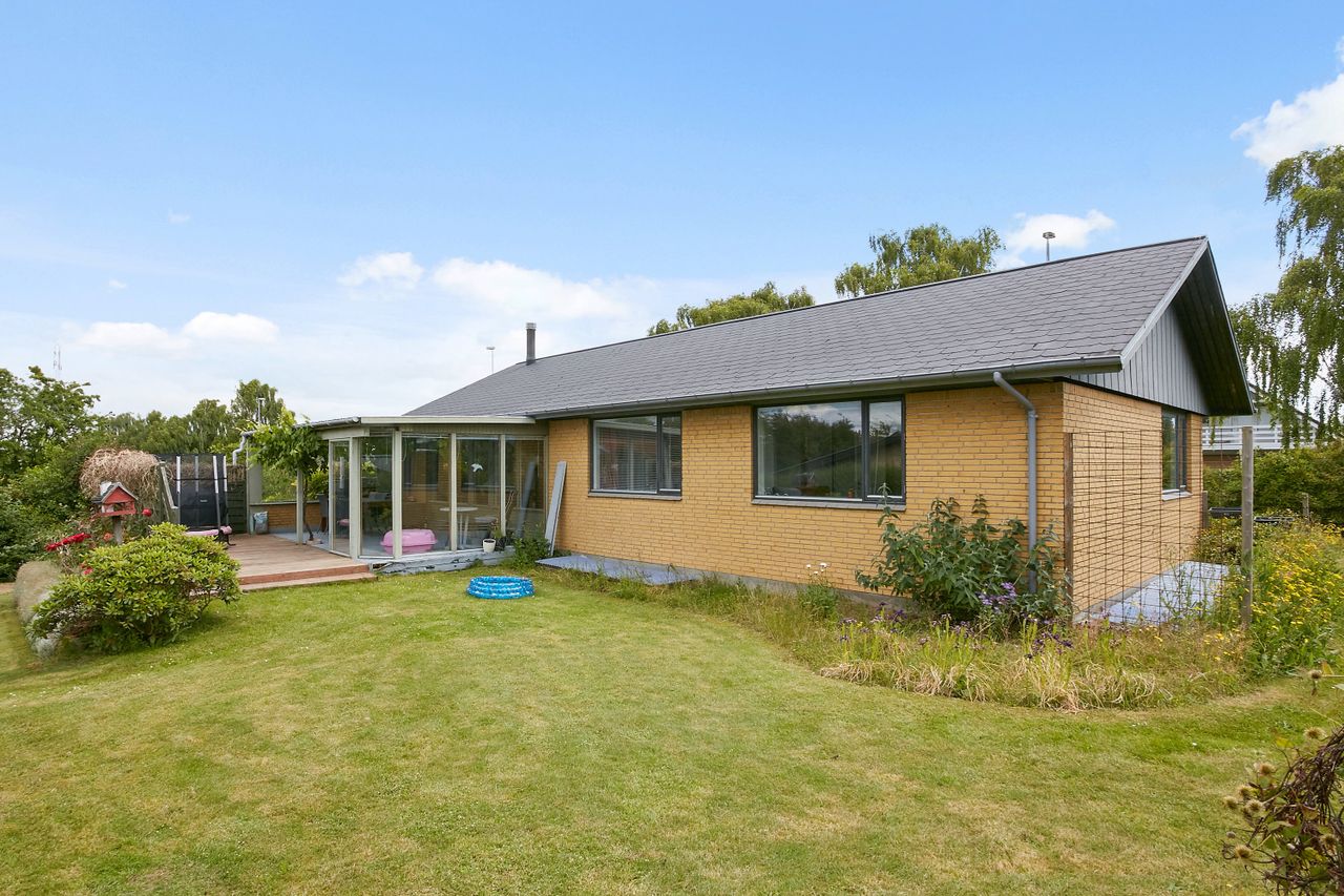 Ejendomsbillede 2 af 31