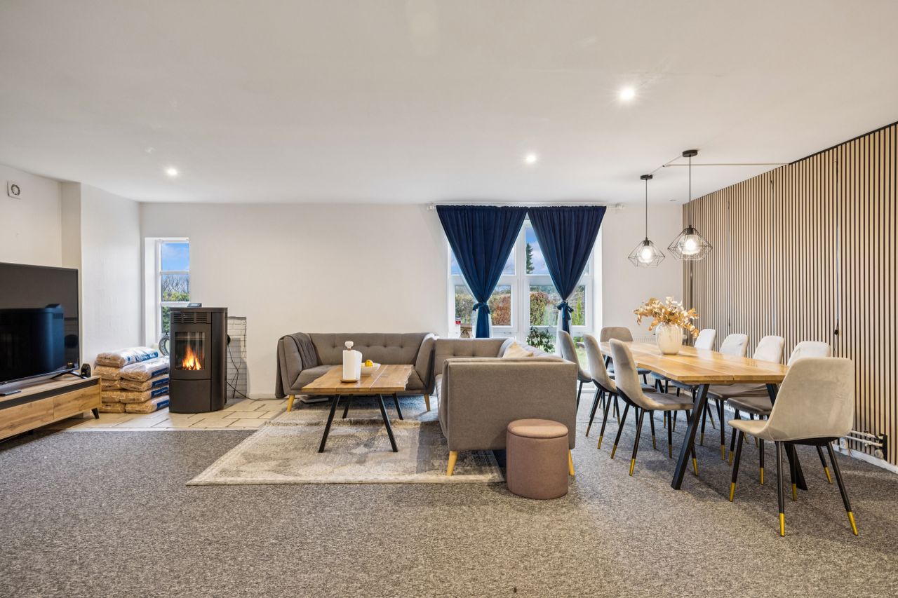 Ejendomsbillede 2 af 36