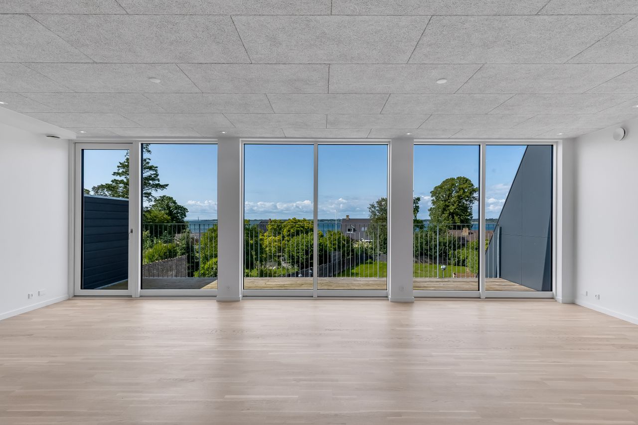 Ejendomsbillede 3 af 24