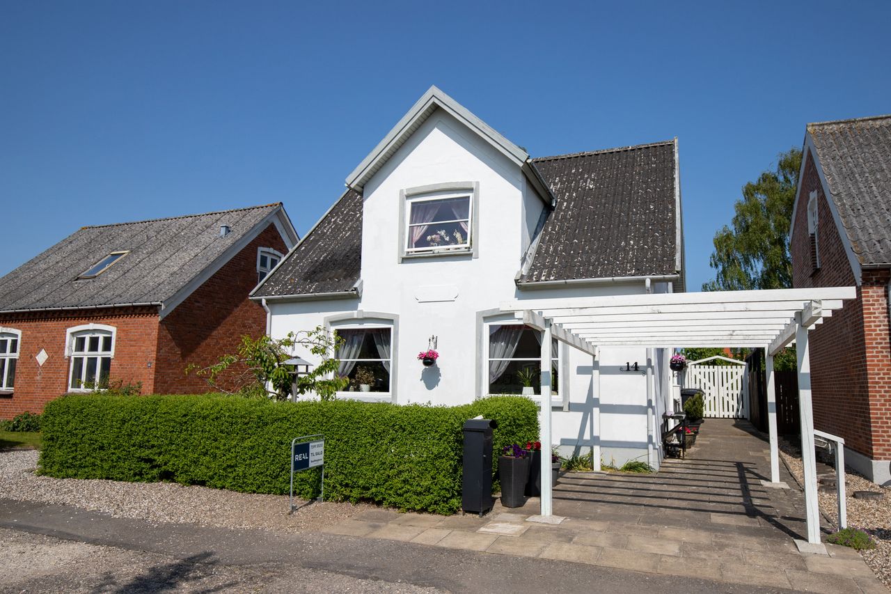 Ejendomsbillede 2 af 24