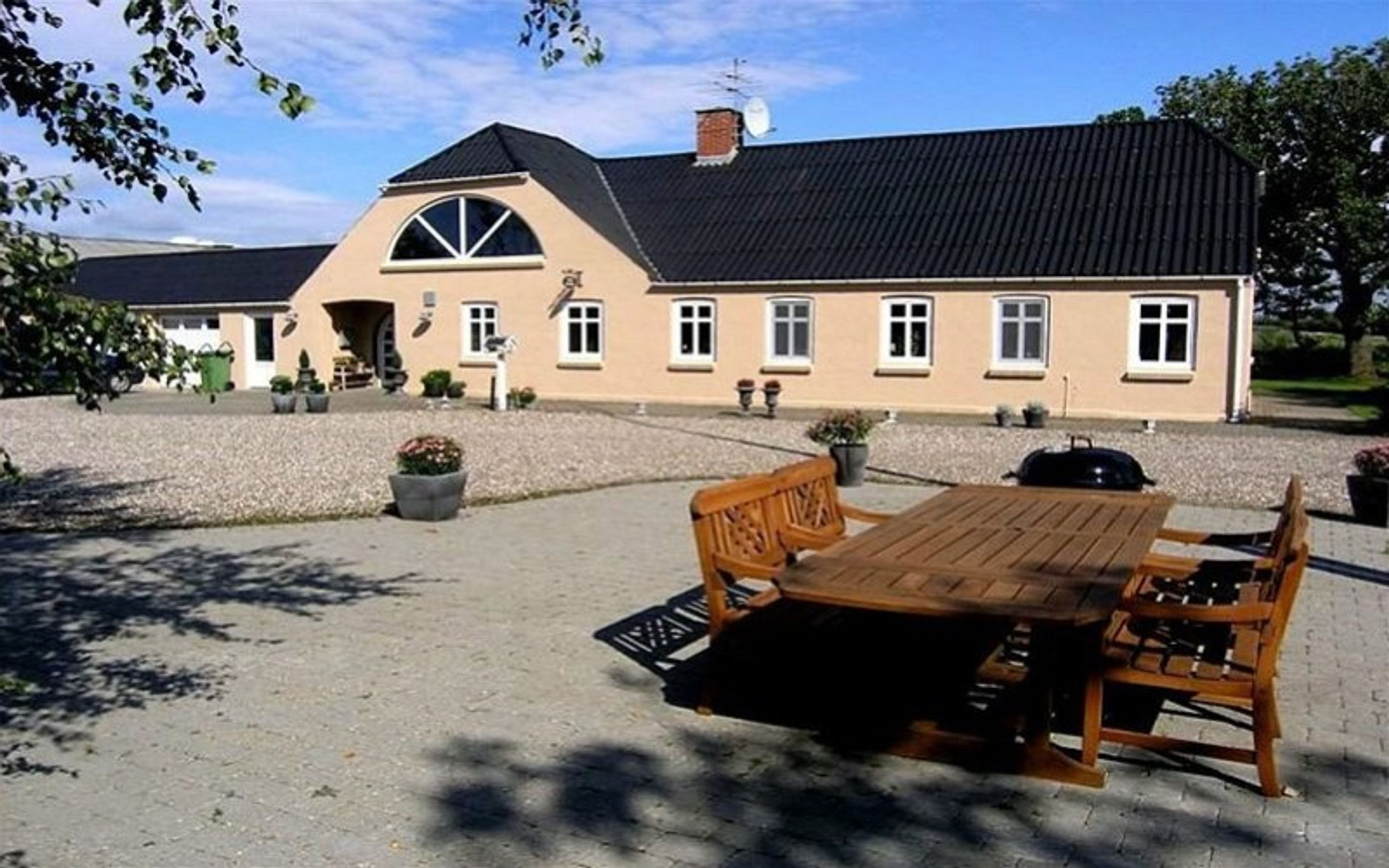 Ballesigvej 7, Nees Boliglandbrug