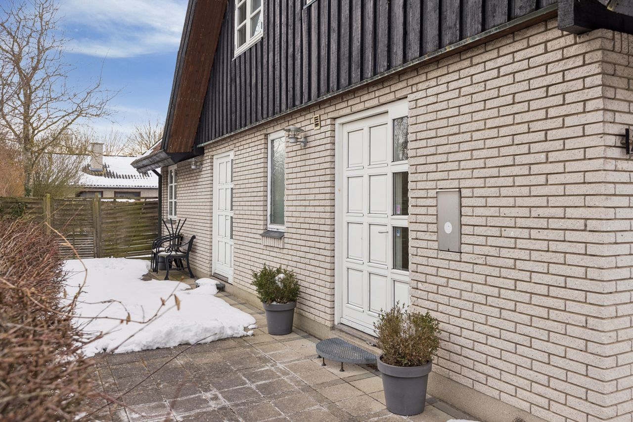 Ejendomsbillede 3 af 43