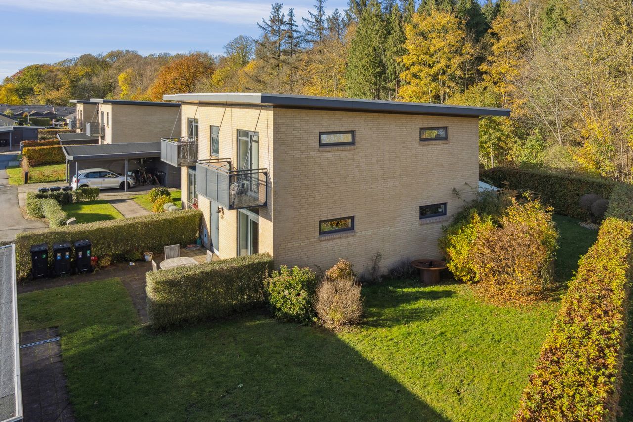 Ejendomsbillede 2 af 23