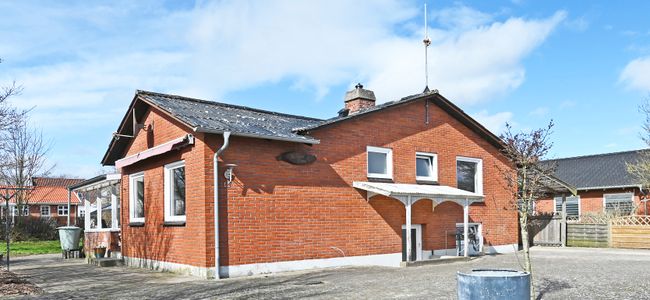 Parallelvej 12,  Gudumholm