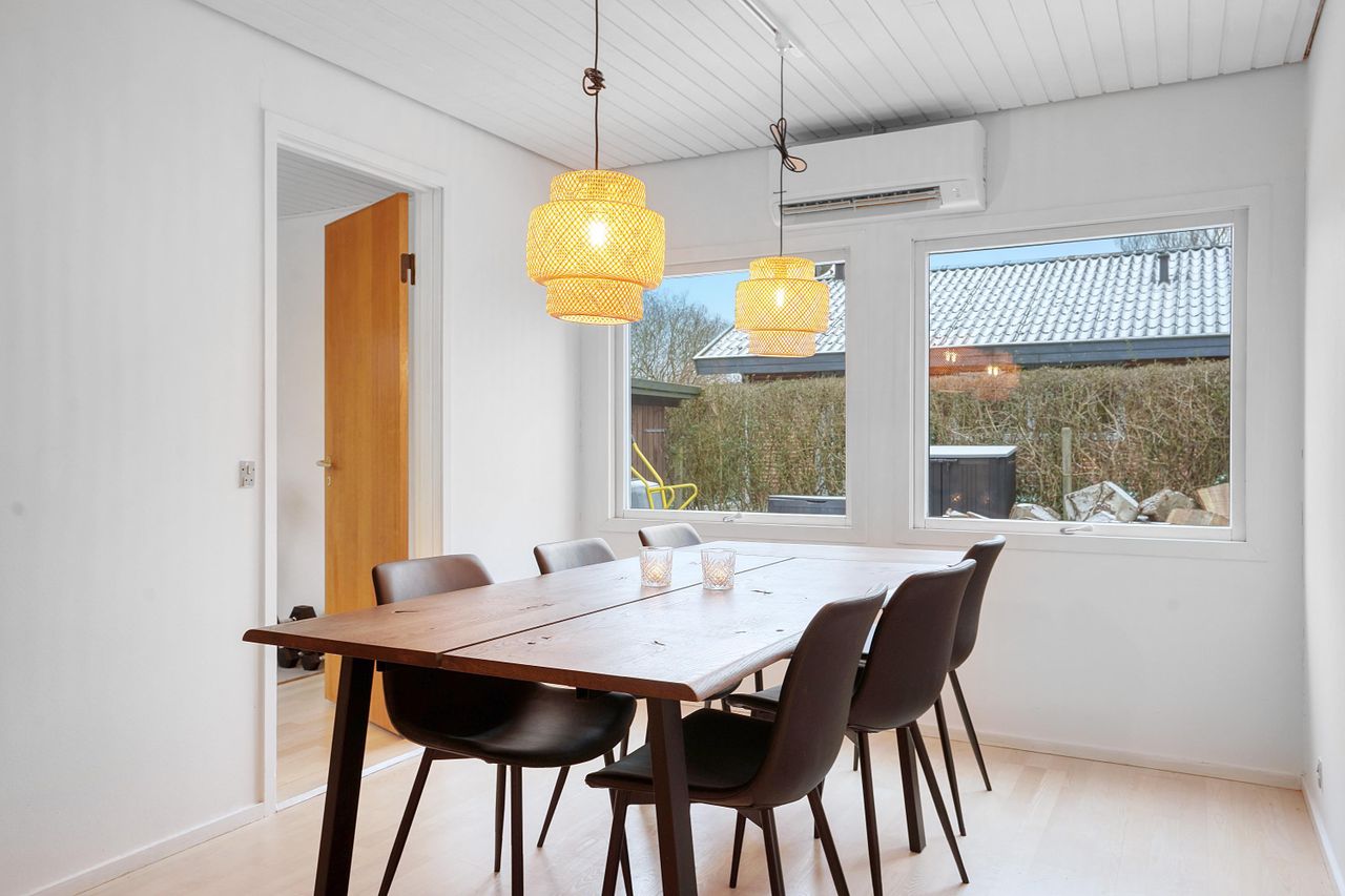 Ejendomsbillede 3 af 23