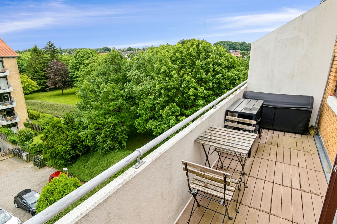 Ejendomsbillede 3 af 15