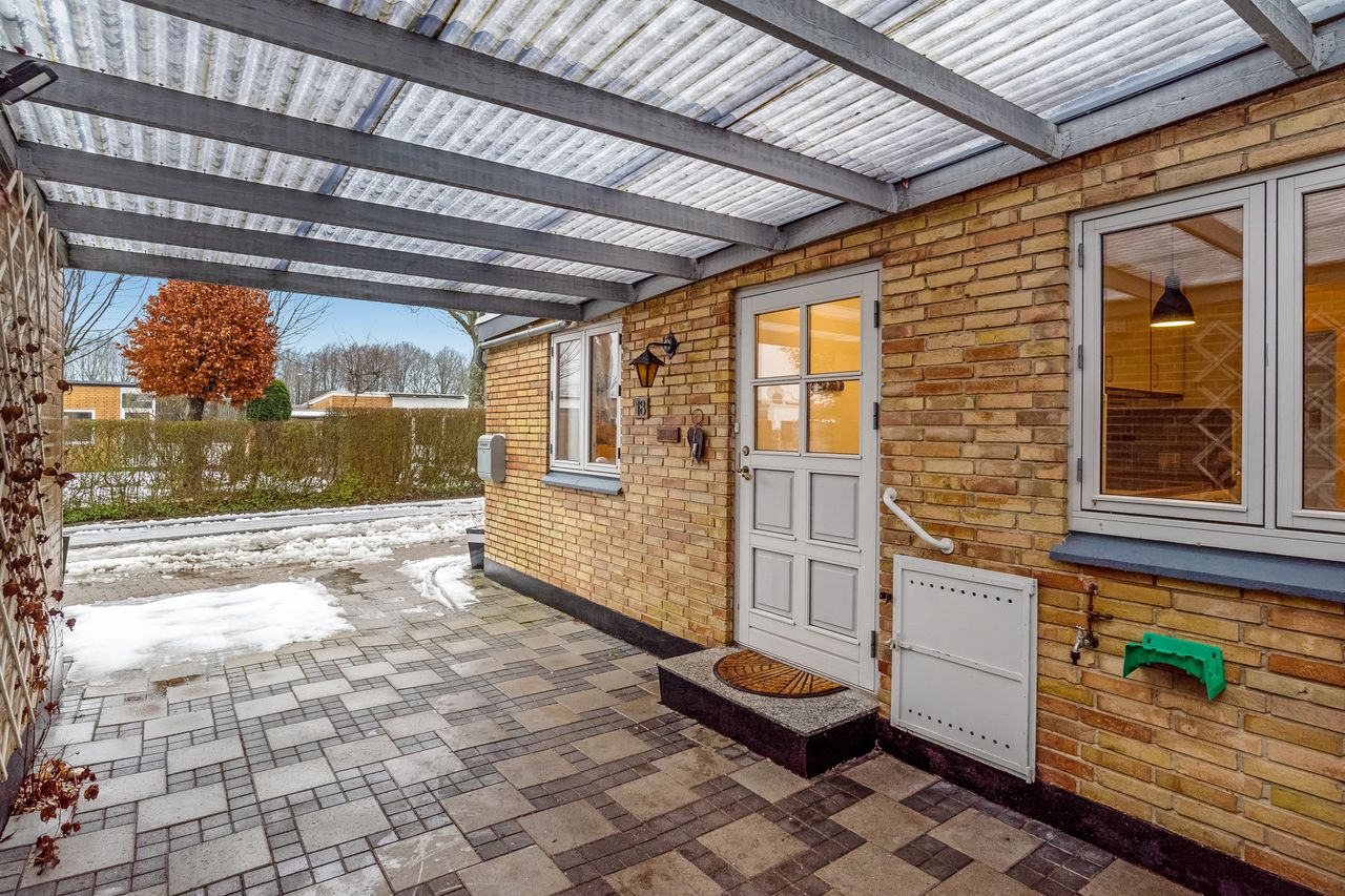 Ejendomsbillede 2 af 25