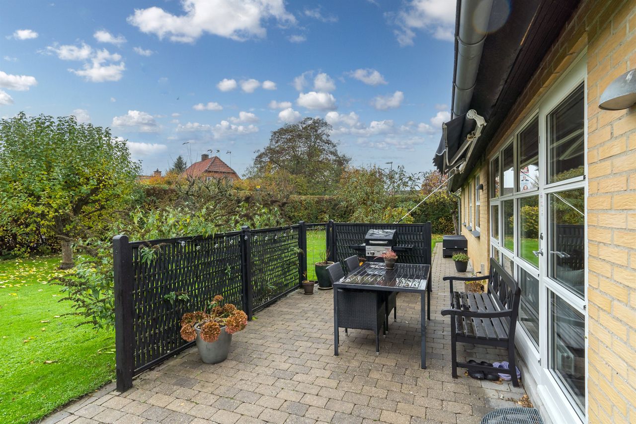 Ejendomsbillede 2 af 30