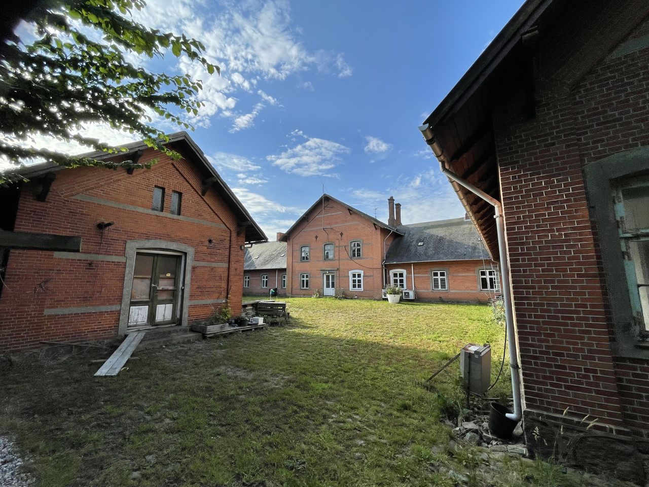 Ejendomsbillede 2 af 12