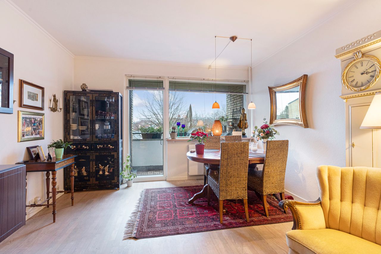 Ejendomsbillede 3 af 17