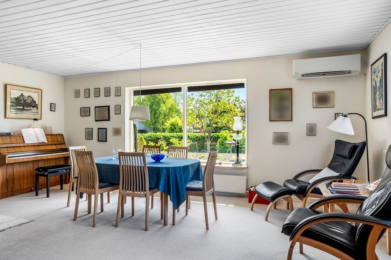 Ejendomsbillede 3 af 25