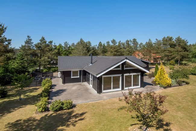 Lilleåvej 91,  Villa