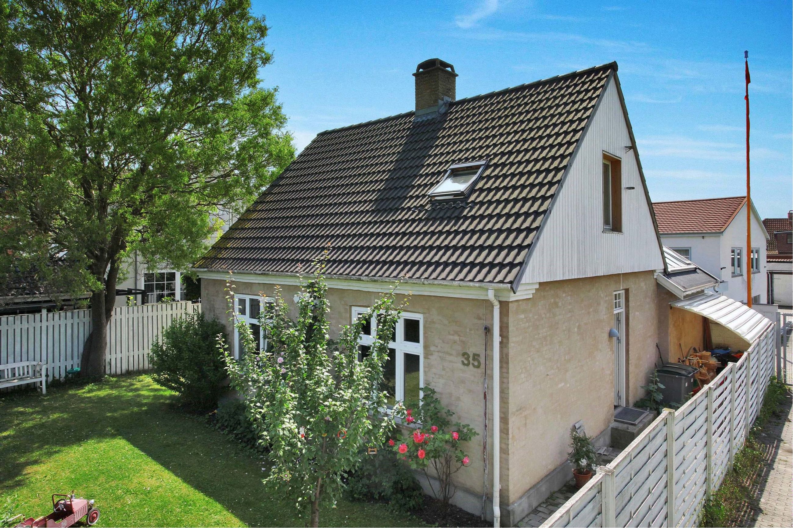 Kirkebjerg Allé 35 Villa