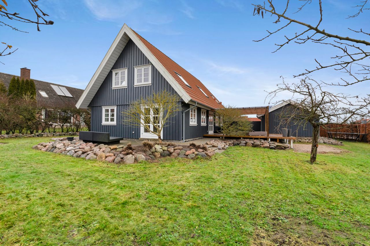 Ejendomsbillede 2 af 31