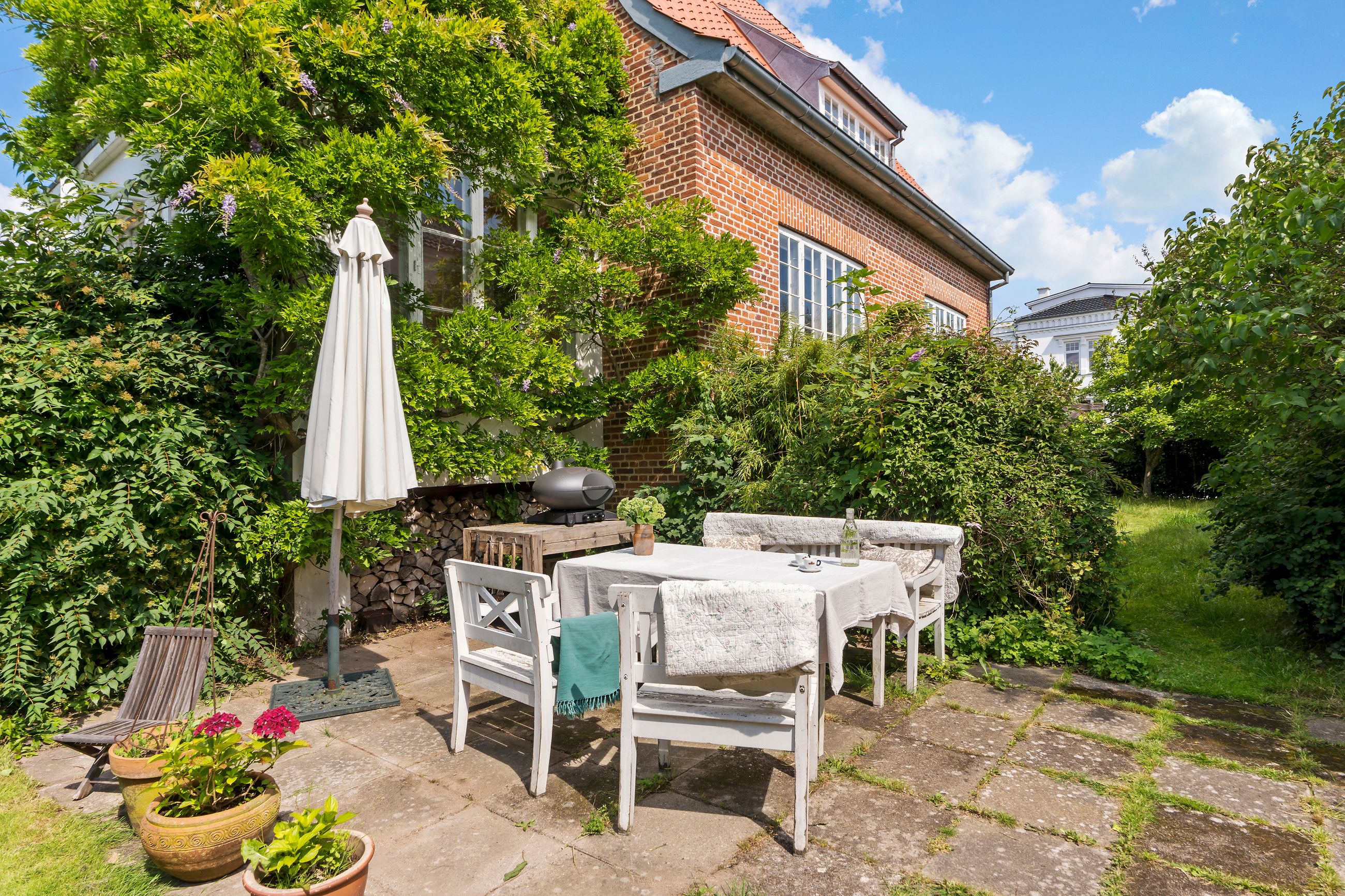 Sommervej 9, Charlottenlund - 8-Ejendommen
