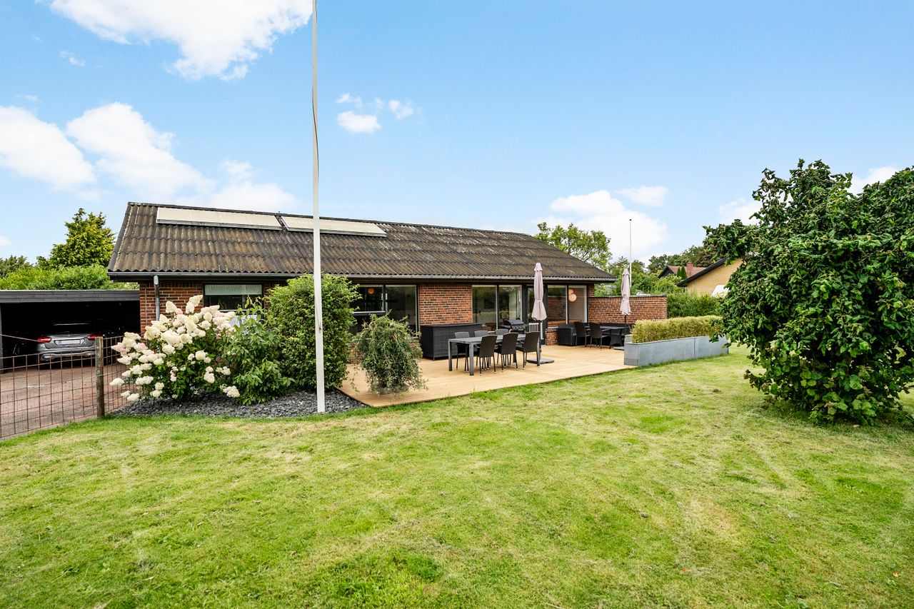 Ejendomsbillede 3 af 27