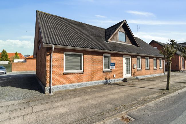 Søndergade 25,  Villa