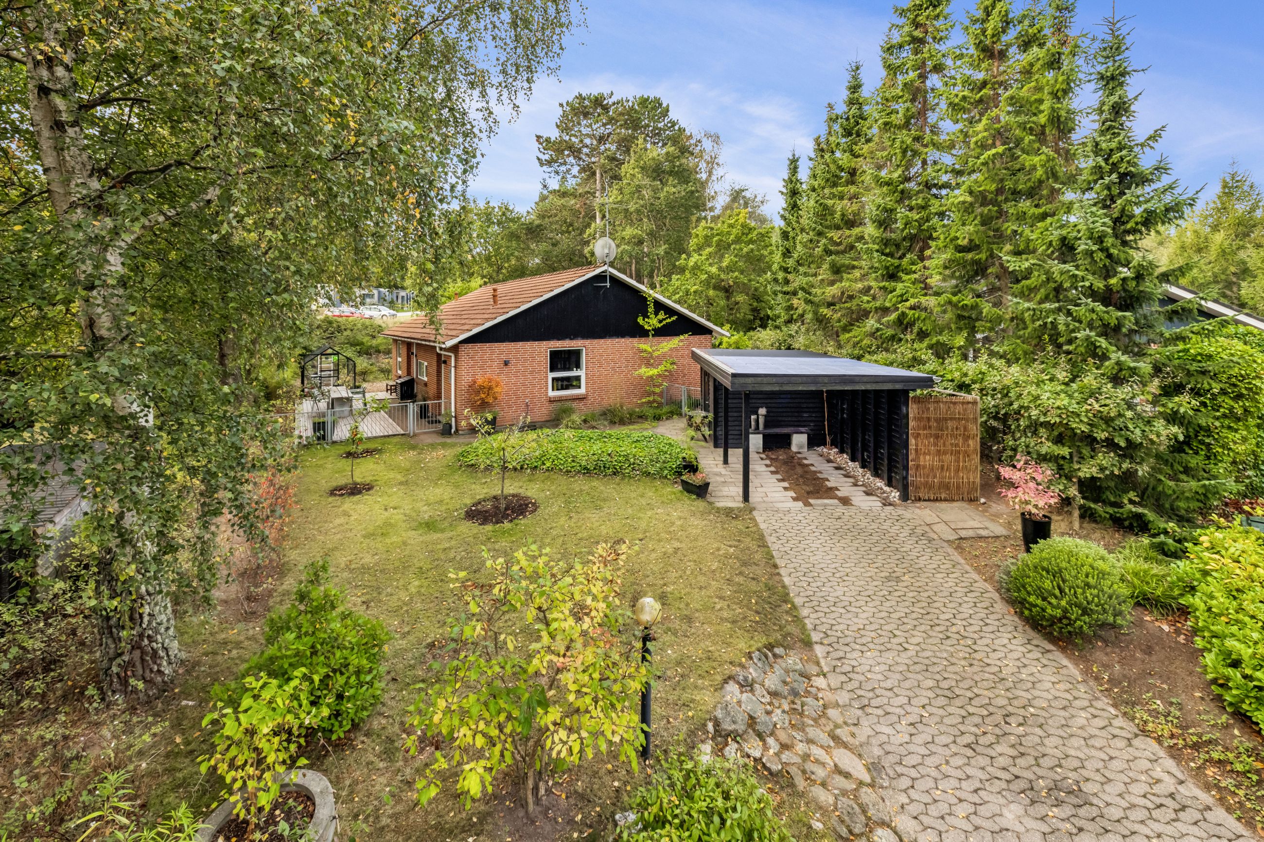 Ejendommen