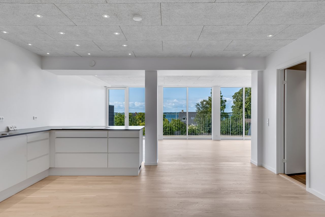 Ejendomsbillede 2 af 24