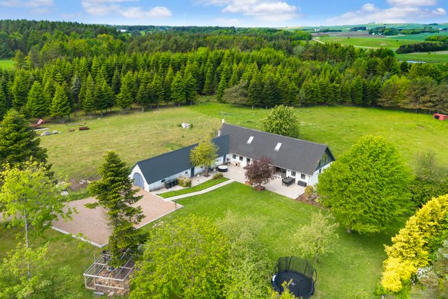 Vinstrupvej 230,  Landejendom