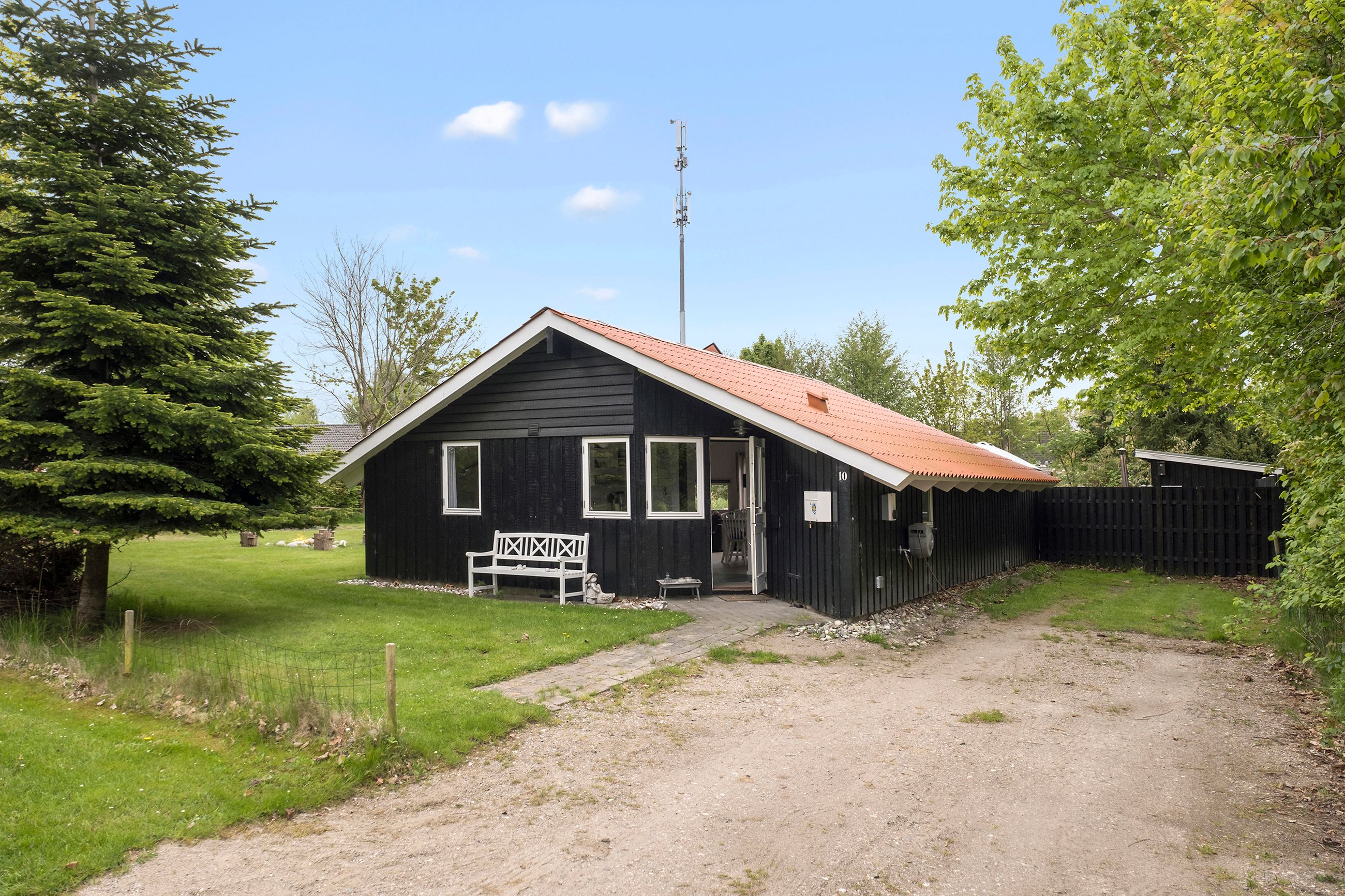 Østergårdsvej 10, Klint, Nykøbing Sj - 1-Ejendommen.jpg