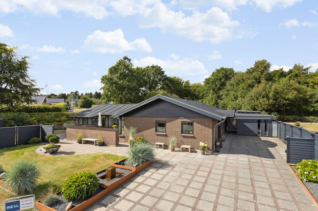 Eventyrparken 69,  Villa