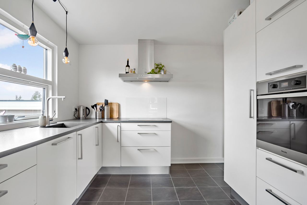 Ejendomsbillede 2 af 15