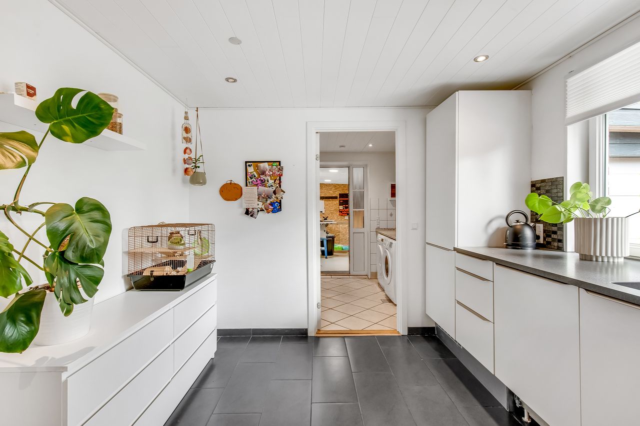 Ejendomsbillede 3 af 28