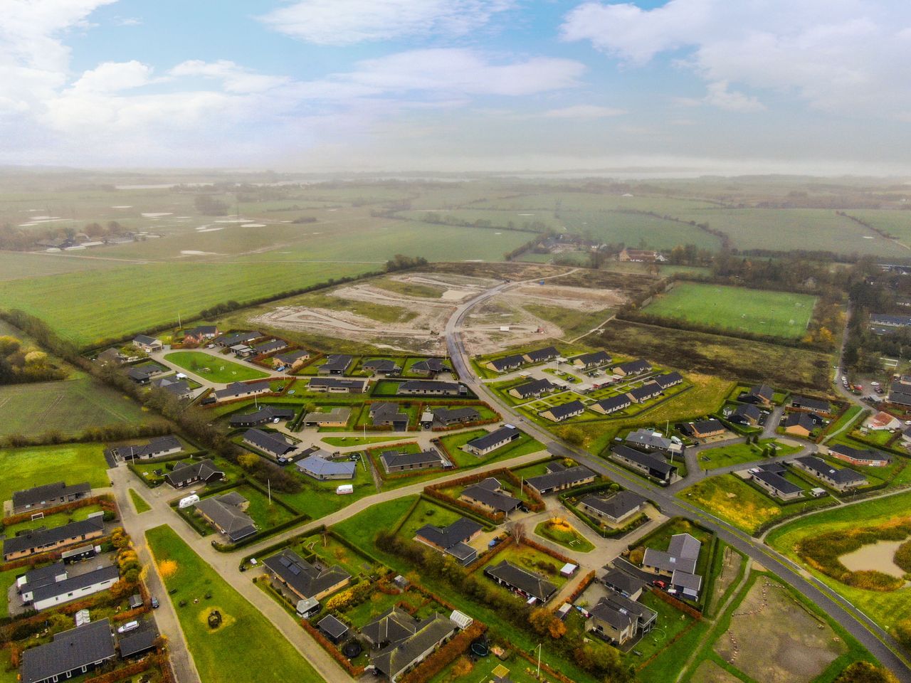 Ejendomsbillede 3 af 6