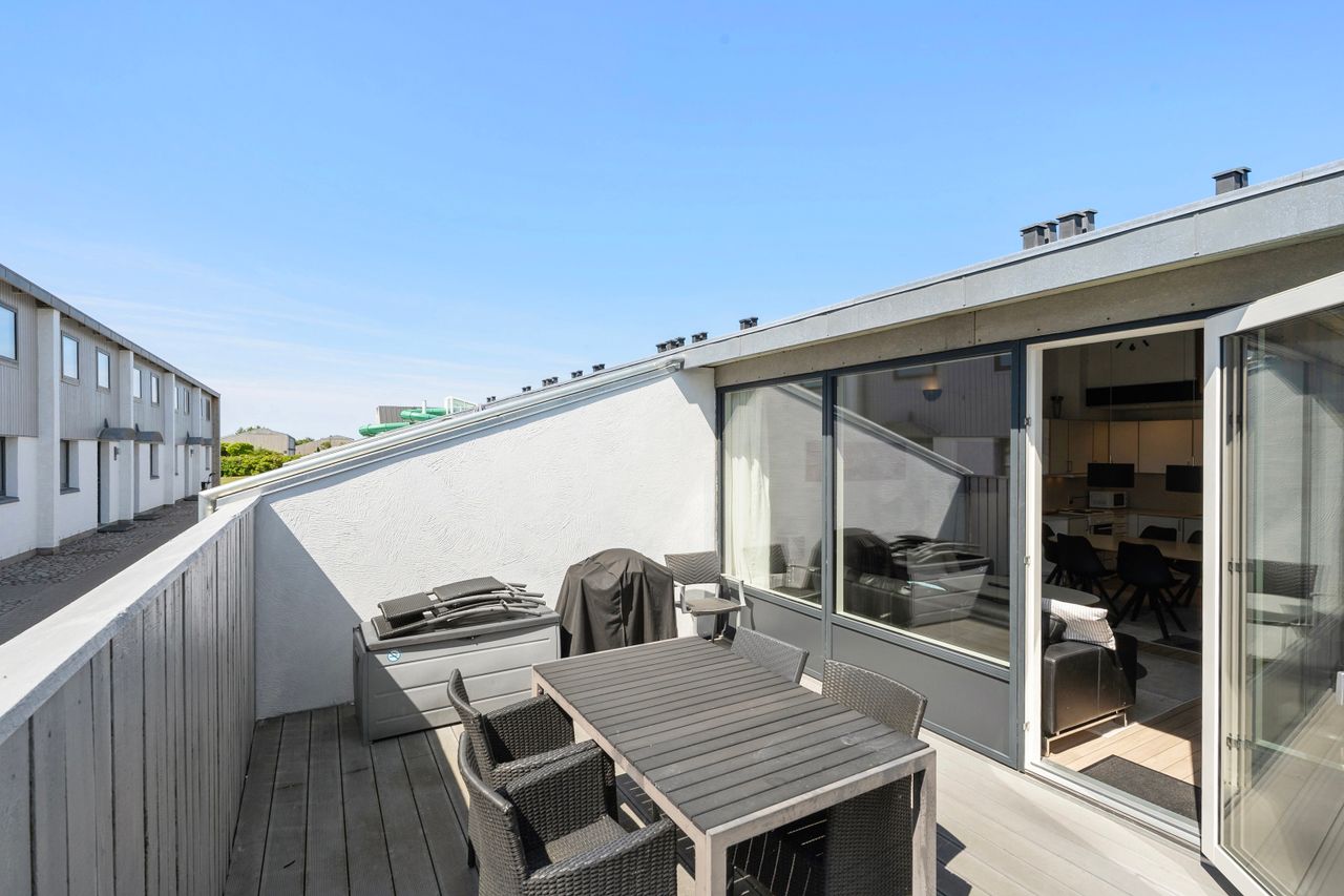 Ejendomsbillede 2 af 23