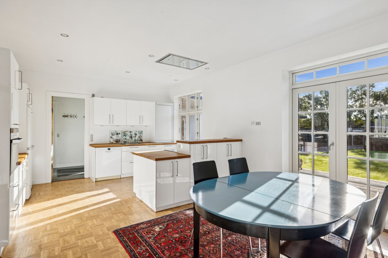 Ejendomsbillede 3 af 37