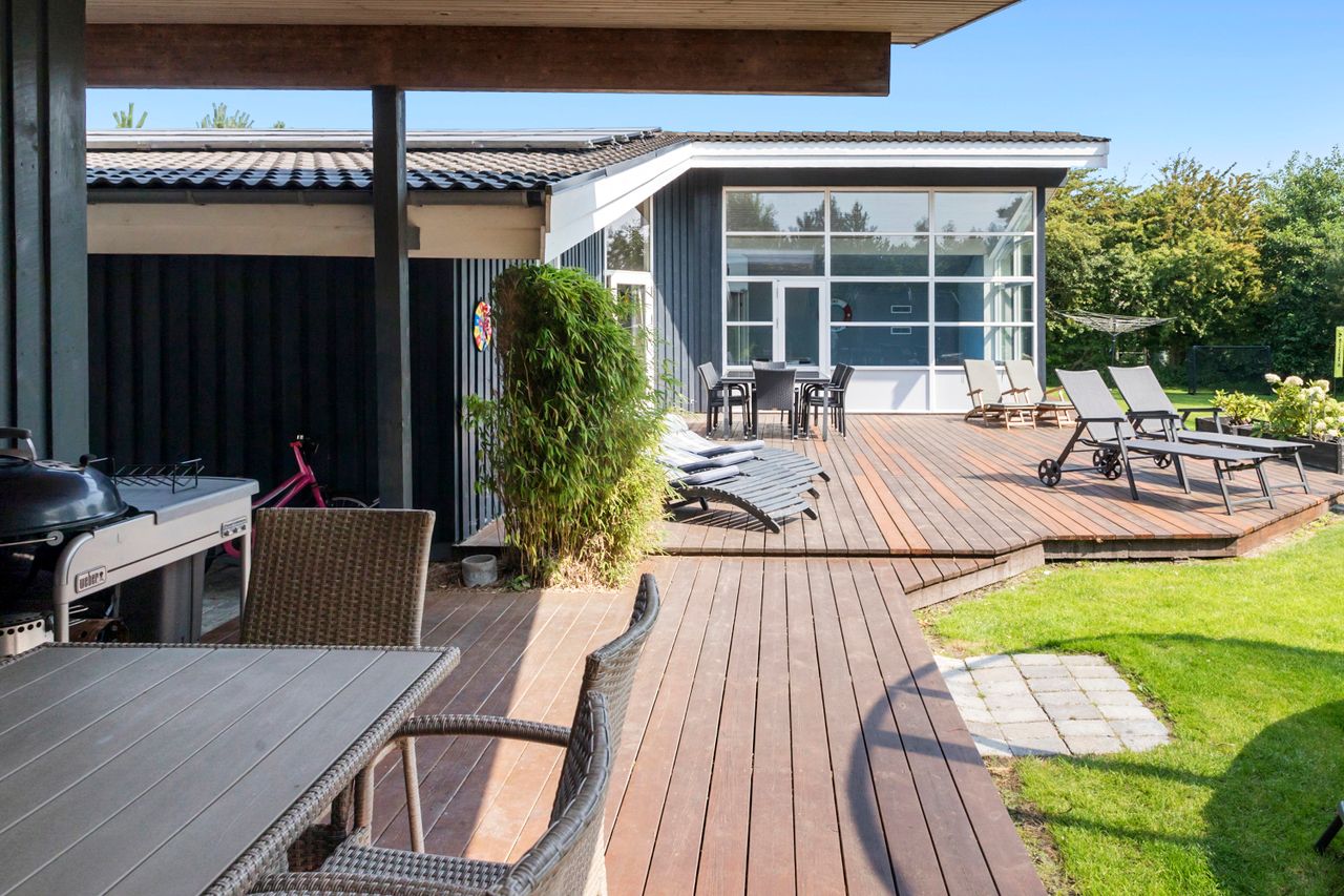 Ejendomsbillede 2 af 27