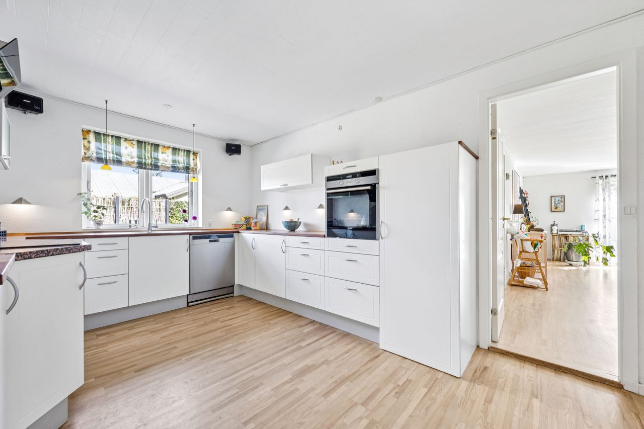 Ejendomsbillede 2 af 27