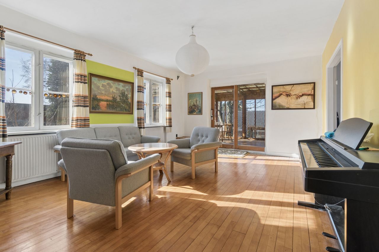 Ejendomsbillede 3 af 25