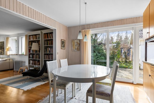 Rønnebjergvej 7,  Smidstrup