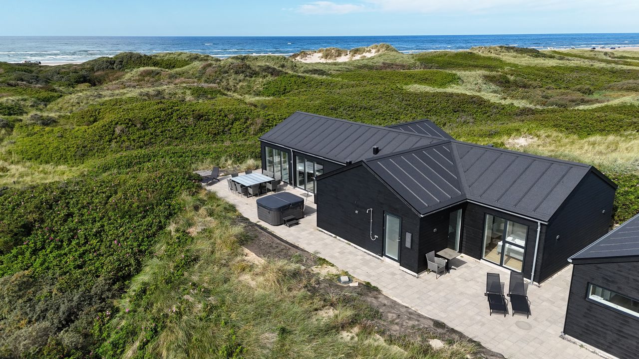 Ejendomsbillede 2 af 30