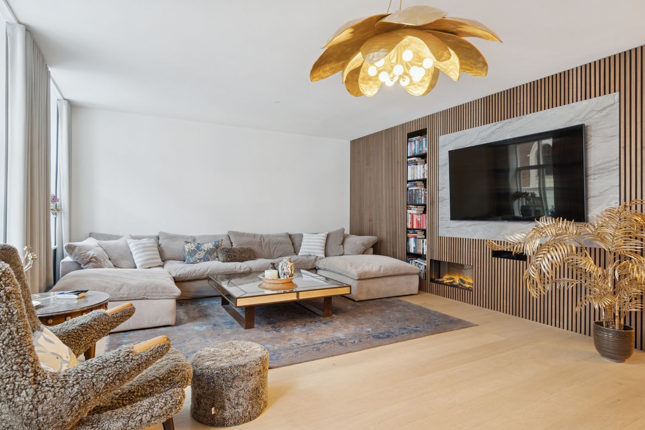 Ejendomsbillede 2 af 27