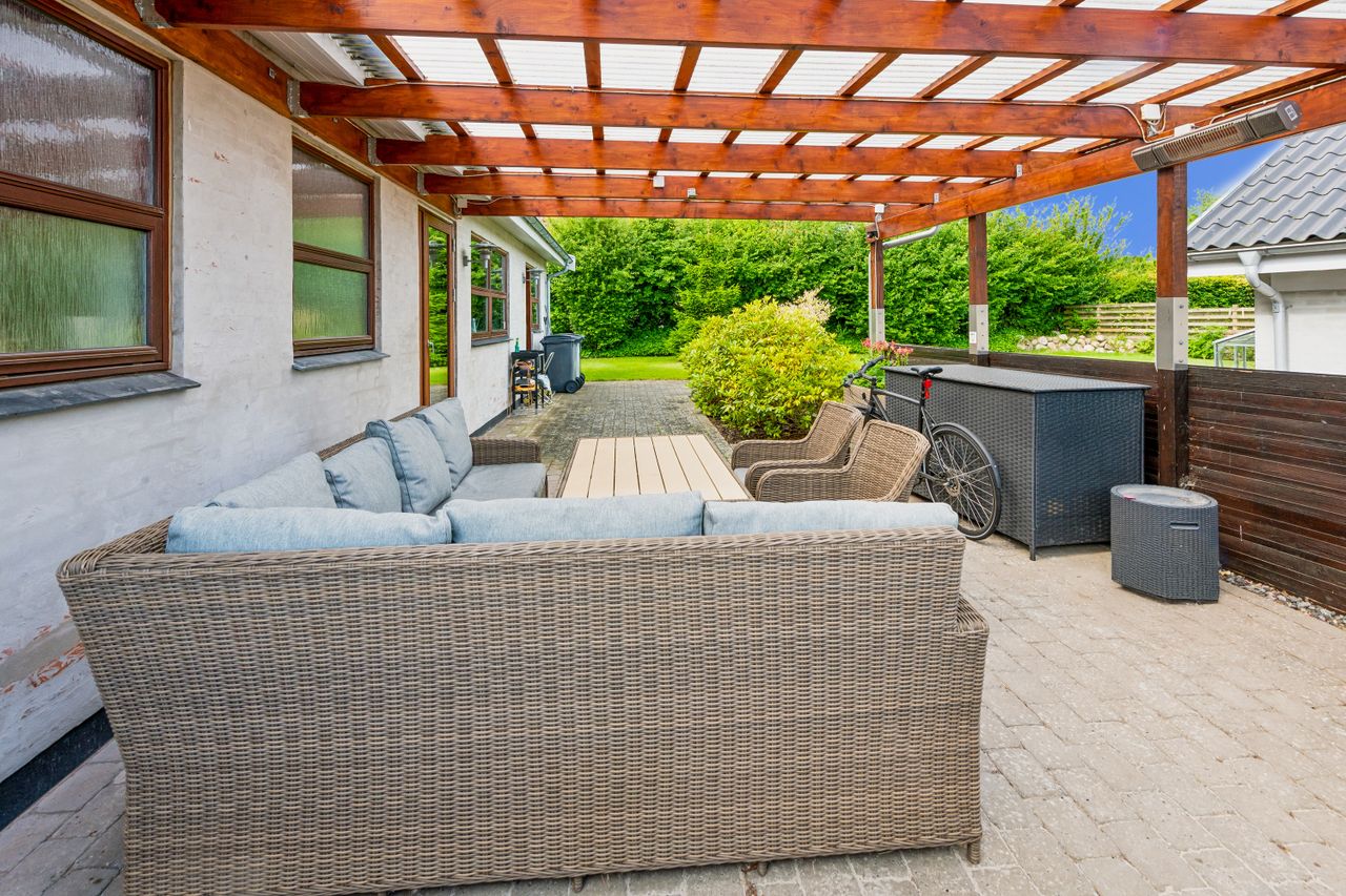 Ejendomsbillede 3 af 21