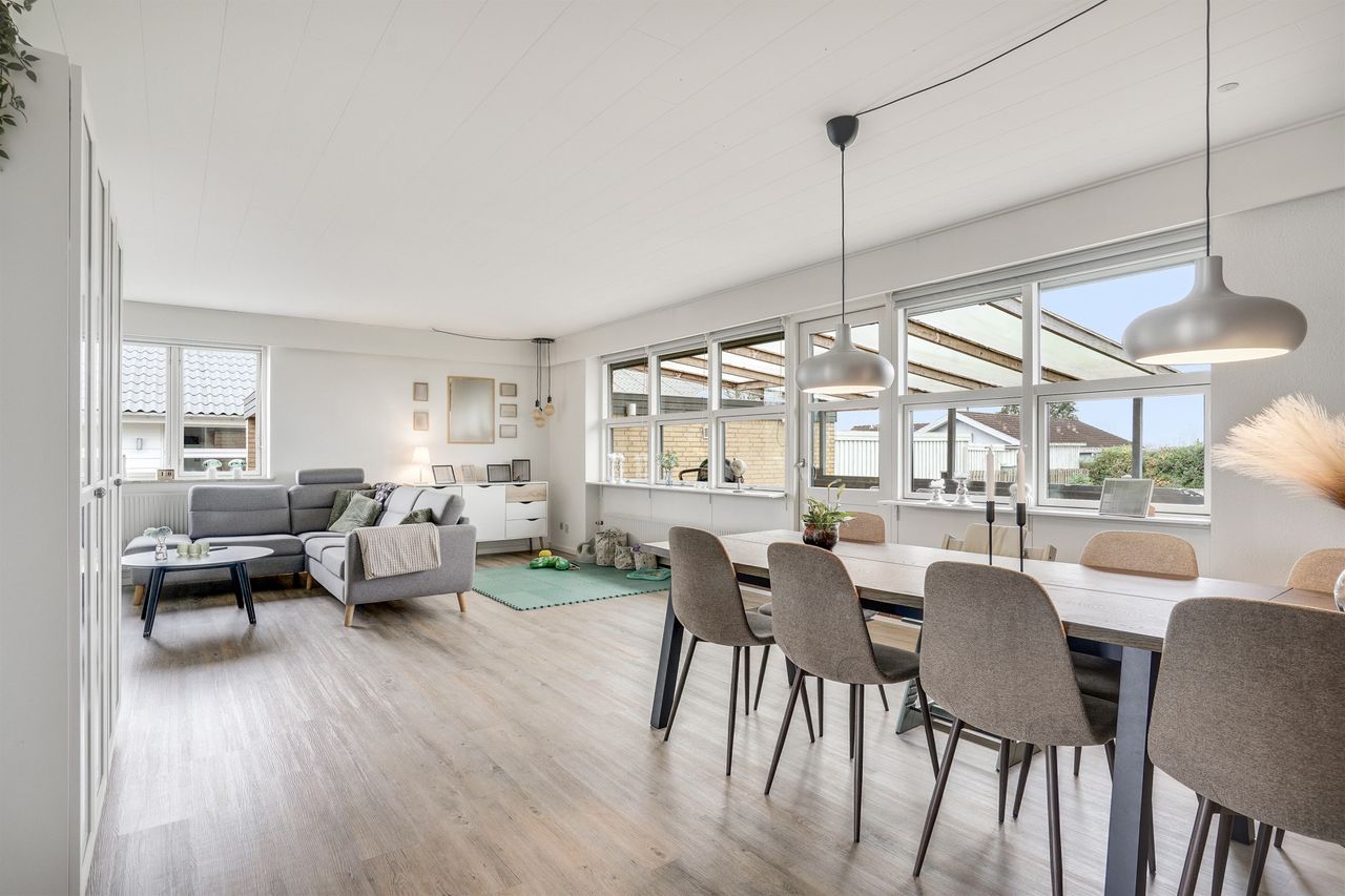 Ejendomsbillede 3 af 26