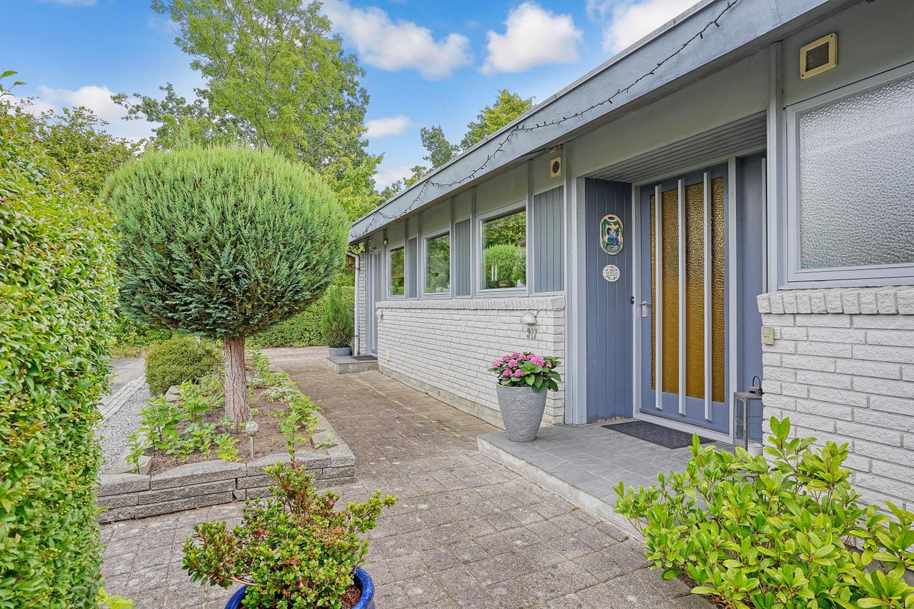 Ejendomsbillede 3 af 32